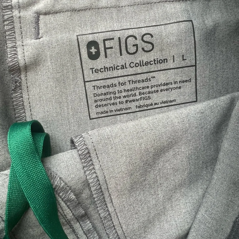 Figs Axim Cargo Scrub Pants Graphite Gray Size‎ Large Regular